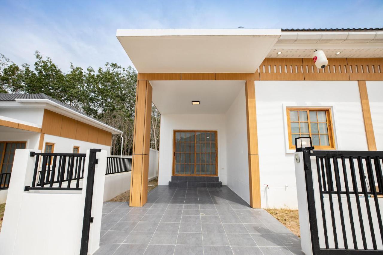 Villa Sunrise Garden A181 Ban Muang Mai Екстер'єр фото